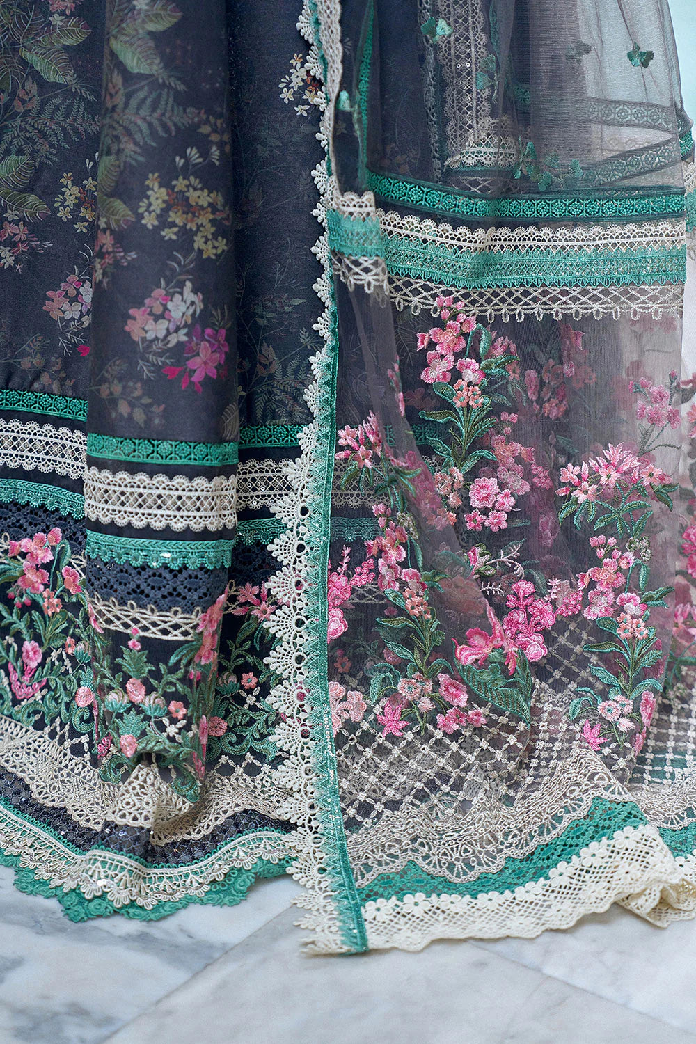 Design 10A Luxury Lawn Eid Edition 2026 Stitched