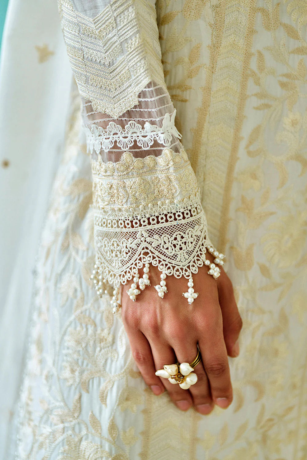 Design 9A Luxury Lawn Eid Edition 2026 Stitched