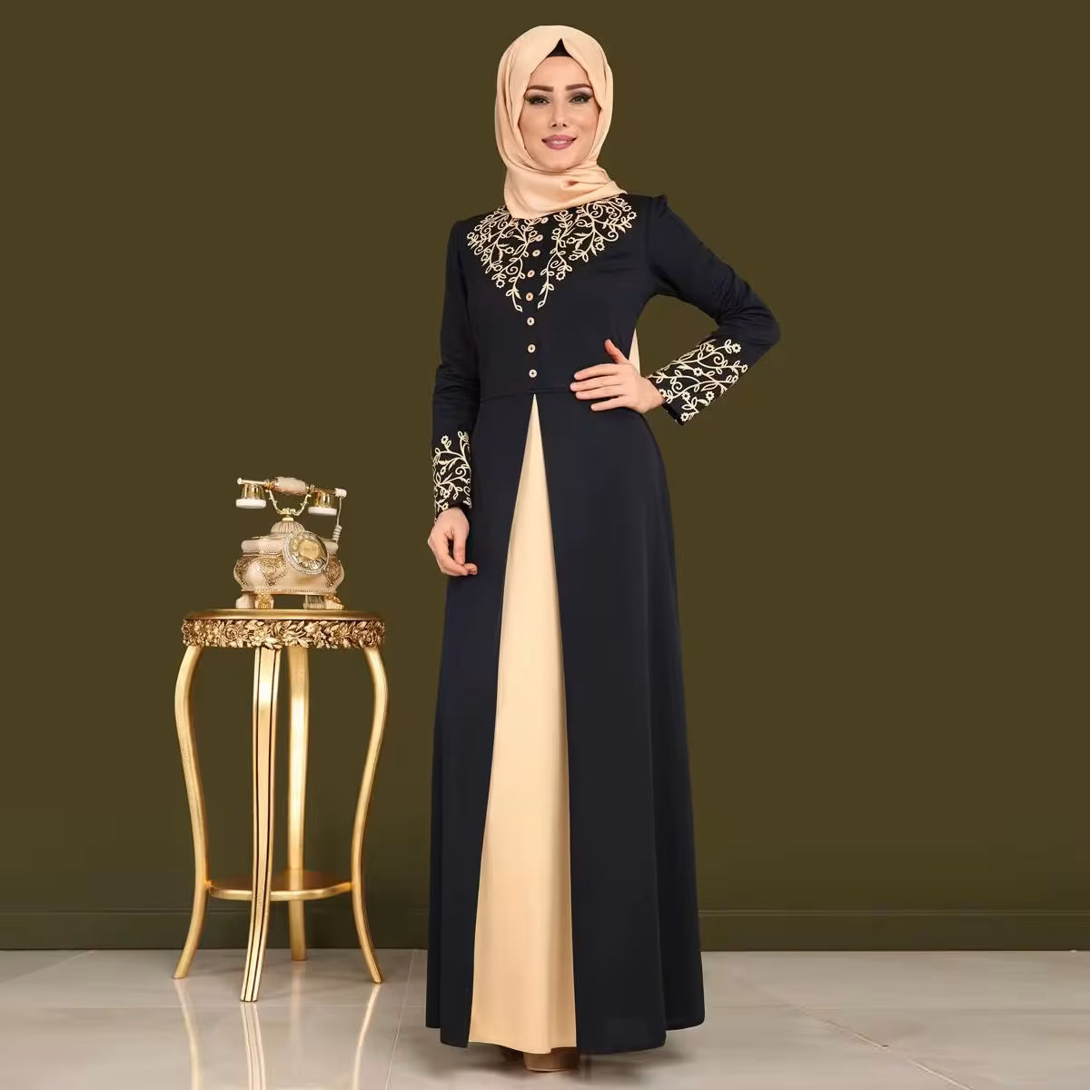 Onyx Dune Abaya Main image