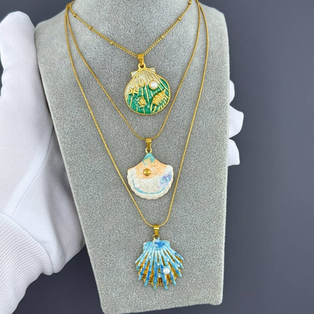 Ocean Pearl Shell Necklace – 18K Gold Plated