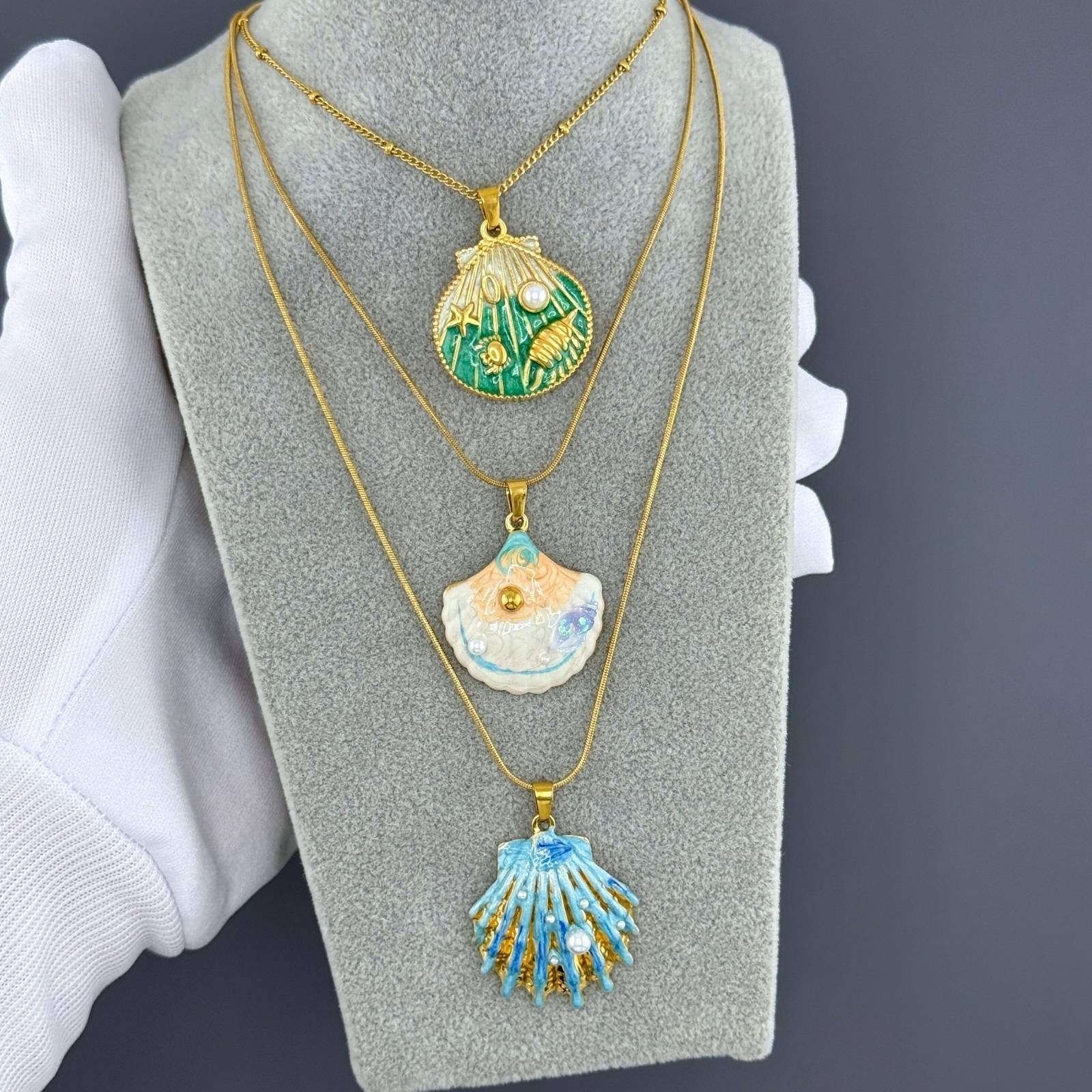 Ocean Pearl Shell Necklace – 18K Gold Plated